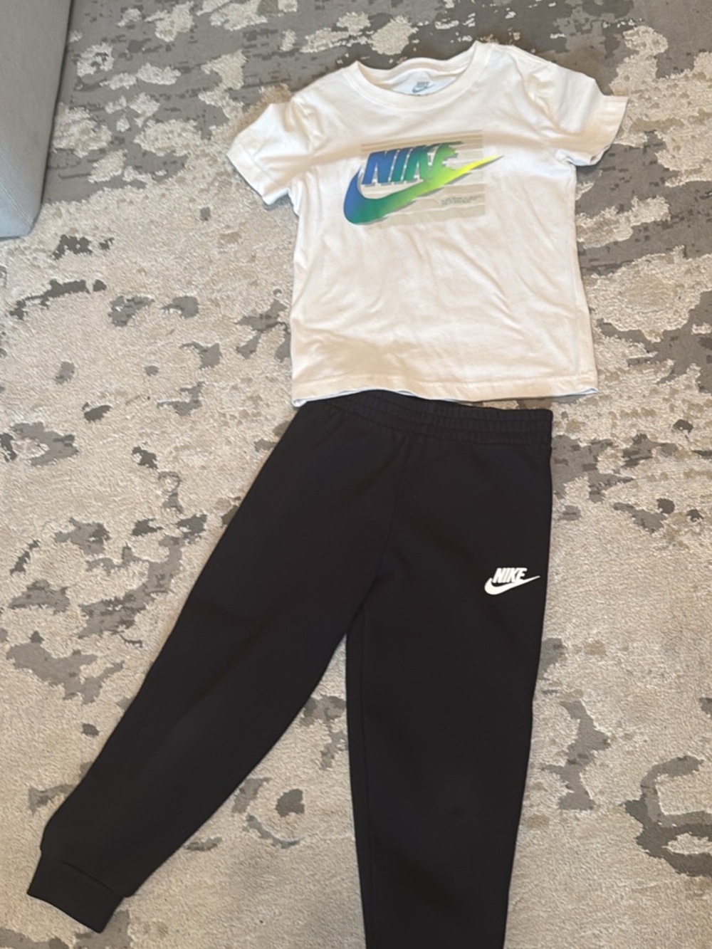 Nike 5T boys